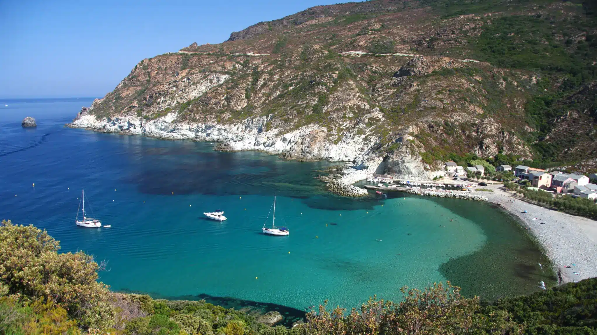Découvrez - Camping à proximité de la mer en Corse