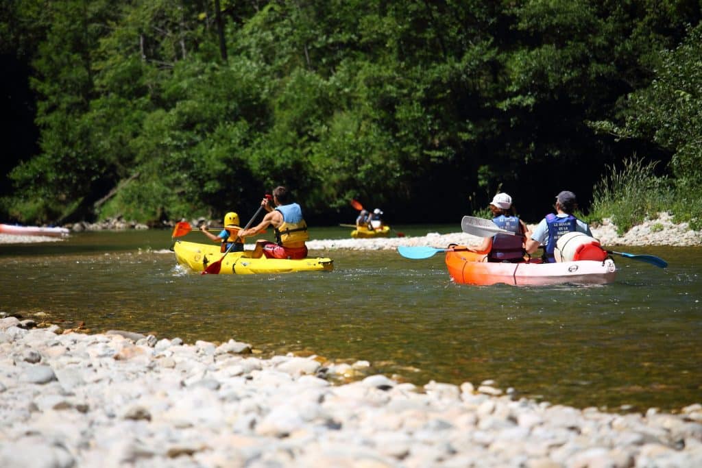 Camping en Ardèche - Canoe Kayak sur la rivière